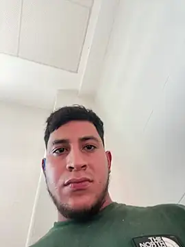 Leandro5523Z online show from May 16, 2026, 5:34 pm