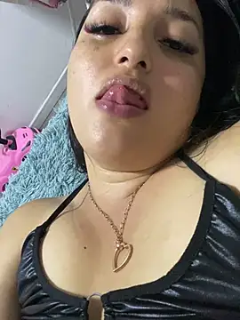 Snapshot of tu-bebitaa chatting on March 15, 2025, 7:42 am tu-bebitaa online show from March 15, 2025, 7:42 am