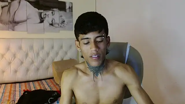 RyanKing19 online show from February 21, 2025, 6:59 pm