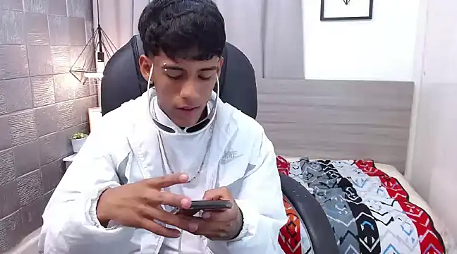 RyanKing19 online show from March 6, 2025, 10:52 am