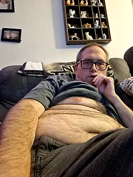 Smallone327 online show from October 4, 2025, 6:44 am