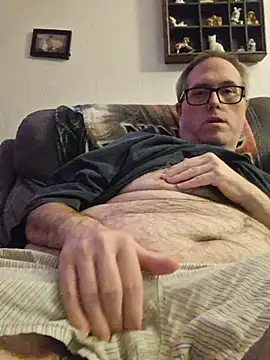 Smallone327 online show from November 8, 2025, 6:35 am