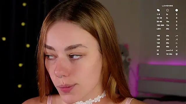 EmilaMills online show from September 28, 2025, 1:00 am