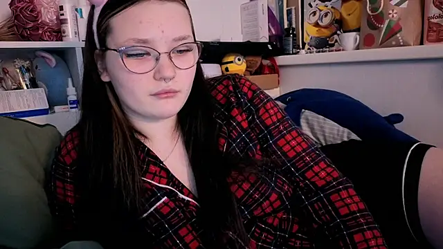 milliedoll online show from January 7, 2026, 3:53 am