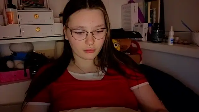 milliedoll online show from January 11, 2026, 1:43 am