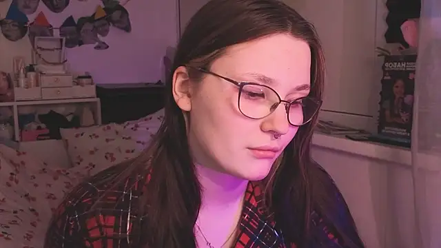 milliedoll online show from February 20, 2026, 6:52 pm