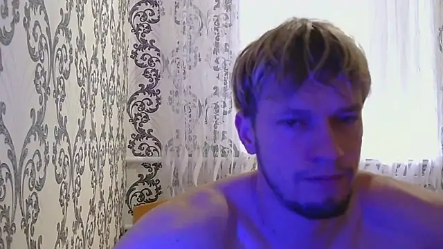 Snapshot of frama666 chatting on October 7, 2025, 7:38 am frama666 online show from October 7, 2025, 7:38 am