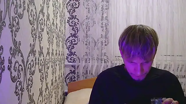 Snapshot of frama666 chatting on October 12, 2025, 5:34 pm frama666 online show from October 12, 2025, 5:34 pm