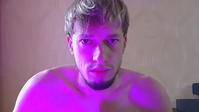 Snapshot of frama666 chatting on October 18, 2025, 9:10 am frama666 online show from October 18, 2025, 9:10 am