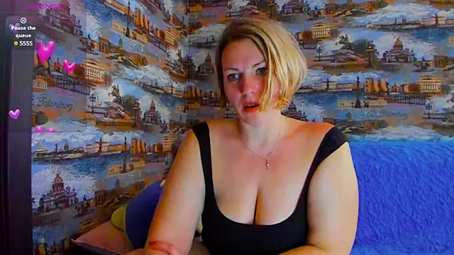 LadyLucky  online show from March 13, 2025, 2:49 am