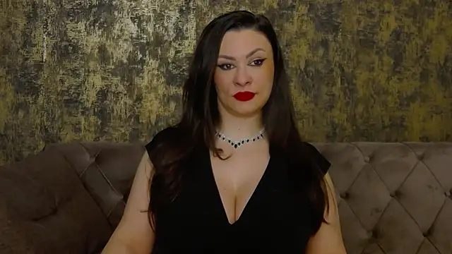 Snapshot of MistressAmberCrost chatting on May 12, 2026, 5:15 am MistressAmberCrost online show from May 12, 2026, 5:15 am