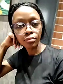 Snapshot of xxTatiannaxx chatting on May 30, 2026, 2:03 pm xxTatiannaxx online show from May 30, 2026, 2:03 pm