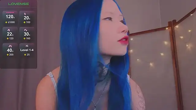 le auko online show from March 14, 2025, 11:01 am