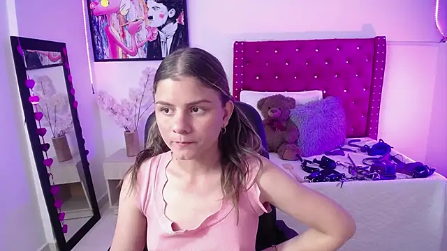 ValeAmayaa online show from March 17, 2025, 9:23 pm