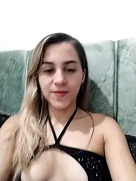 Snapshot of _iris1_ chatting on March 12, 2025, 5:02 am iris1 online show from March 12, 2025, 5:02 am