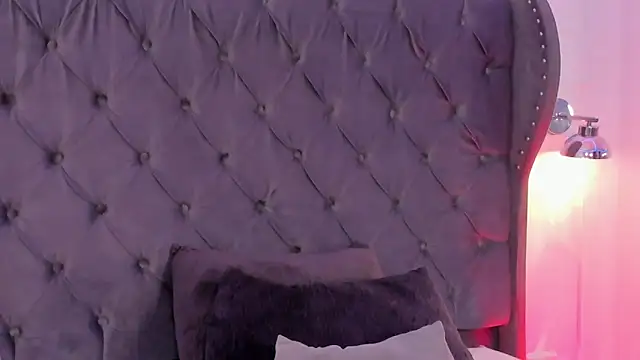 regina noctixx online show from March 2, 2026, 7:15 am