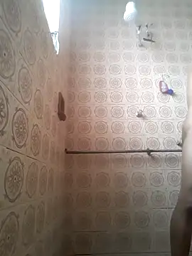 ldkzinnn online show from November 17, 2025, 8:03 pm