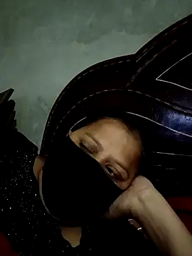 sharnjit299 online show from December 5, 2025, 6:04 pm