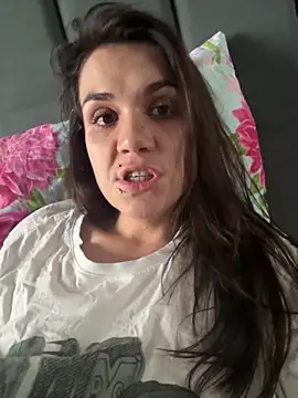 Diva moon online show from October 20, 2025, 3:29 am