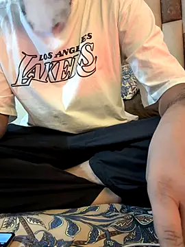 Snapshot of 9inch_hard chatting on November 11, 2025, 10:43 pm 9inch hard online show from November 11, 2025, 10:43 pm