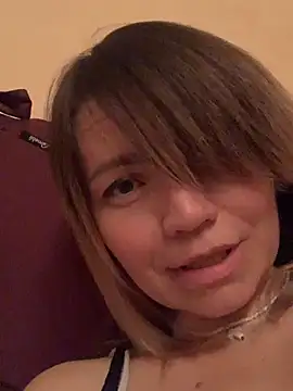 Ella Pearlie online show from March 5, 2025, 4:13 pm