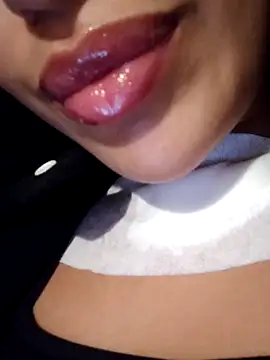 Snapshot of Sexlove1xo chatting on October 26, 2025, 6:47 pm Sexlove1xo online show from October 26, 2025, 6:47 pm