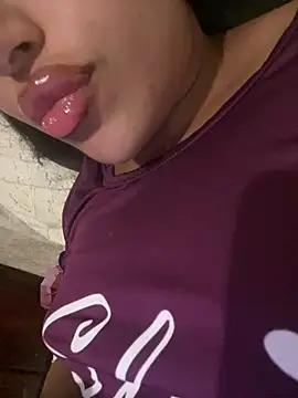 Sexlove1xo online show from July 19, 2026, 2:21 pm