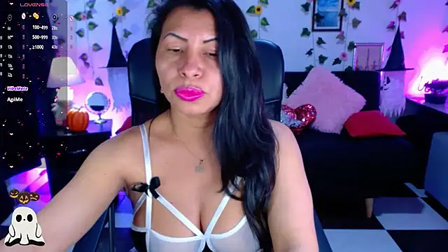 AbbyPrincessAGT online show from October 27, 2025, 11:52 pm