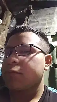 BRAYAN SLM online show from April 29, 2026, 2:04 am