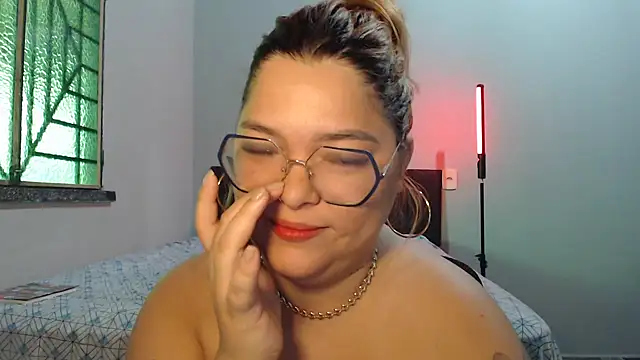 Snapshot of GoddessChaar chatting on March 3, 2026, 11:38 am GoddessChaar online show from March 3, 2026, 11:38 am