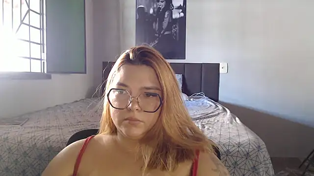 Snapshot of GoddessChaar chatting on March 5, 2026, 5:09 pm GoddessChaar online show from March 5, 2026, 5:09 pm
