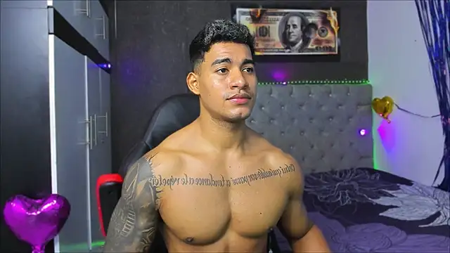 luigi hot  online show from July 16, 2026, 4:02 pm