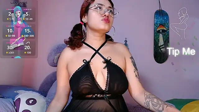 Maddy Jhonsson online show from September 30, 2025, 11:10 pm