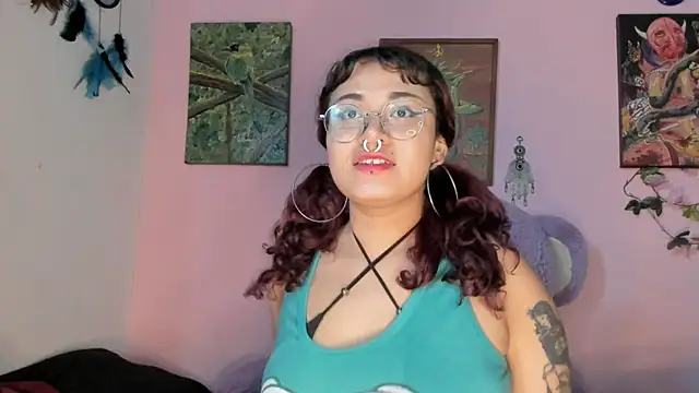 Maddy Jhonsson online show from June 11, 2026, 2:53 am