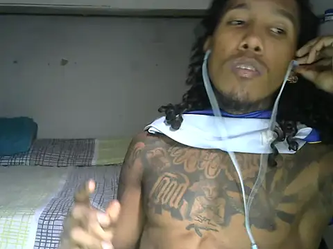 LaurentBrown online show from October 29, 2025, 6:09 pm