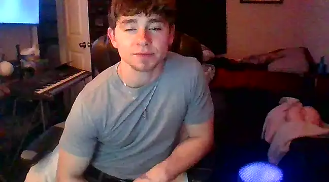 Snapshot of JCstrings chatting on February 25, 2025, 3:42 am JCstrings online show from February 25, 2025, 3:42 am