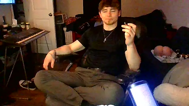 Snapshot of JCstrings chatting on March 8, 2025, 4:23 am JCstrings online show from March 8, 2025, 4:23 am