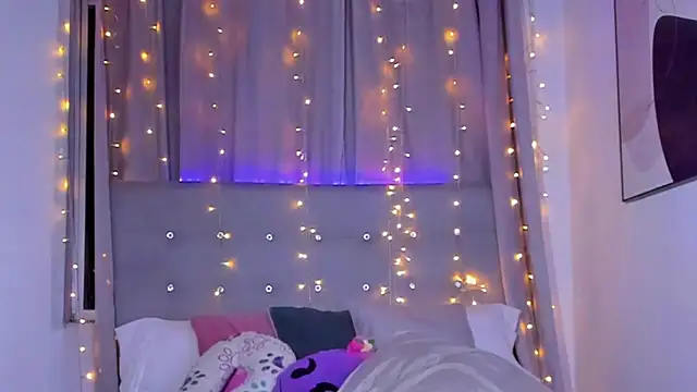 Snapshot of Anaroussew02 chatting on September 19, 2025, 3:19 am Anaroussew02 online show from September 19, 2025, 3:19 am