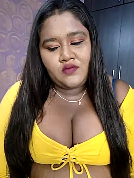 Snapshot of horny_diana chatting on June 17, 2026, 5:25 pm horny diana online show from June 17, 2026, 5:25 pm