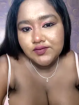 Snapshot of horny_diana chatting on June 18, 2026, 4:44 pm horny diana online show from June 18, 2026, 4:44 pm
