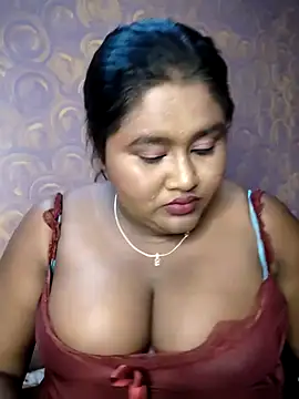 Snapshot of horny_diana chatting on June 19, 2026, 5:06 pm horny diana online show from June 19, 2026, 5:06 pm