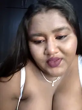 Snapshot of horny_diana chatting on June 20, 2026, 5:05 pm horny diana online show from June 20, 2026, 5:05 pm