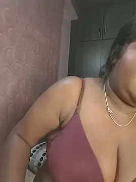 horny diana online show from June 28, 2026, 5:41 pm