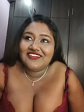 horny diana online show from July 27, 2026, 6:26 pm