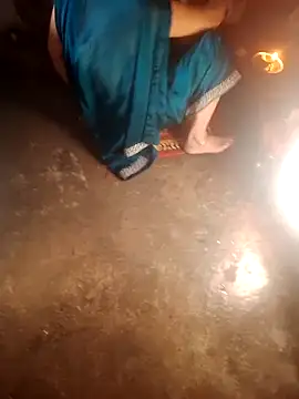 Snapshot of longsexji chatting on March 27, 2026, 1:44 am longsexji online show from March 27, 2026, 1:44 am