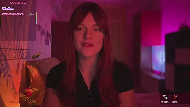 CherryRed Girl online show from March 12, 2026, 11:00 pm