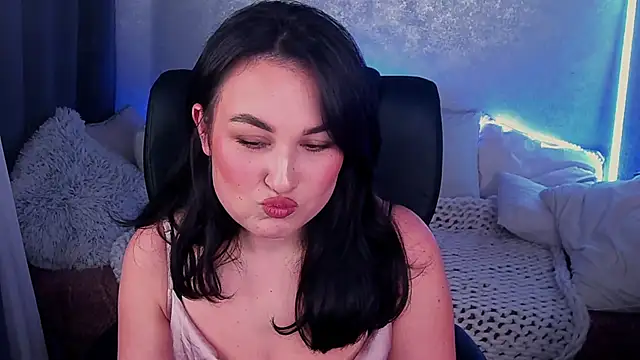 Snapshot of LilyFoxyy chatting on February 21, 2025, 2:27 pm LilyFoxyy online show from February 21, 2025, 2:27 pm