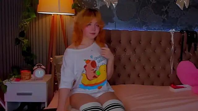 EmilyAngells online show from December 17, 2025, 7:58 am