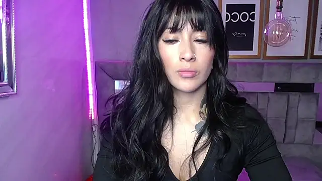 Snapshot of Isabella_Collen_v chatting on March 6, 2025, 12:30 pm Isabella Collen v online show from March 6, 2025, 12:30 pm