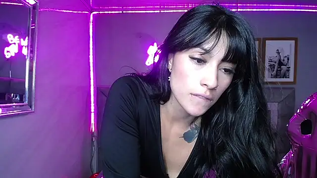 Snapshot of Isabella_Collen_v chatting on March 6, 2025, 6:37 pm Isabella Collen v online show from March 6, 2025, 6:37 pm